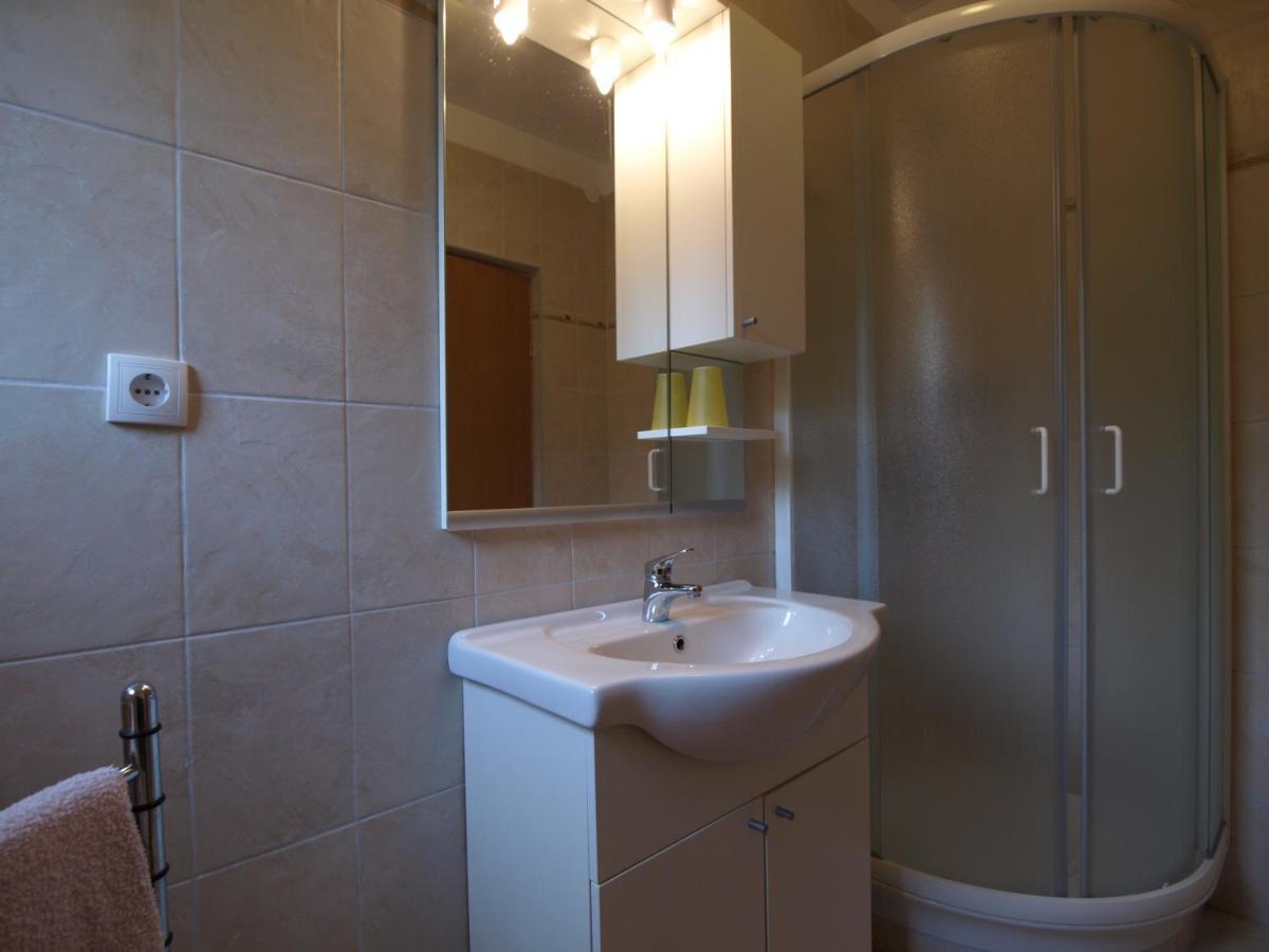 Apartments Biserka راب المظهر الخارجي الصورة
